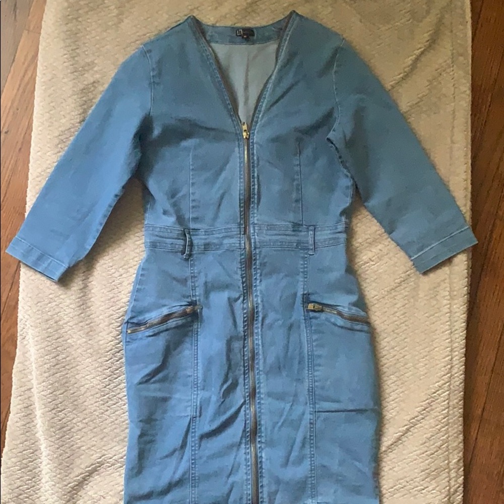 Denim body con dress with zipper
